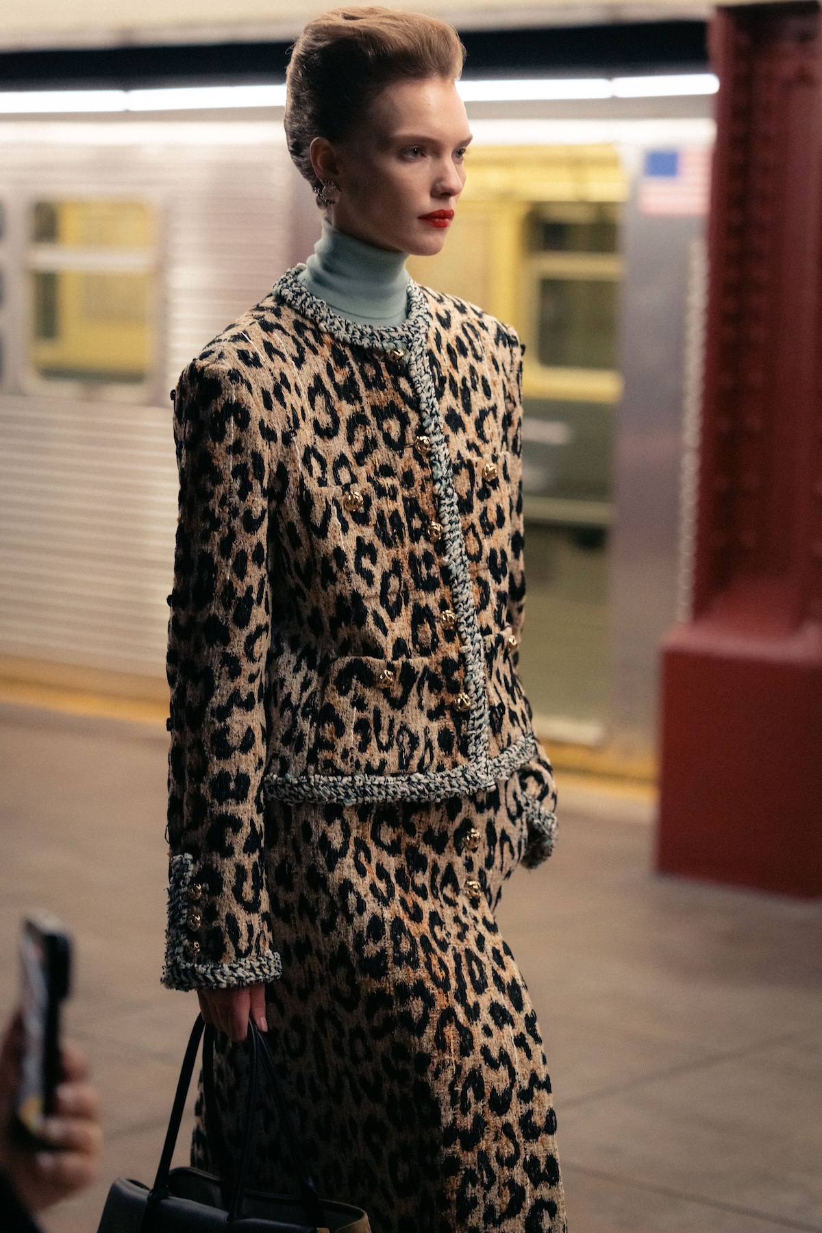 Chanel Métiers d'Arts show, New York subway station