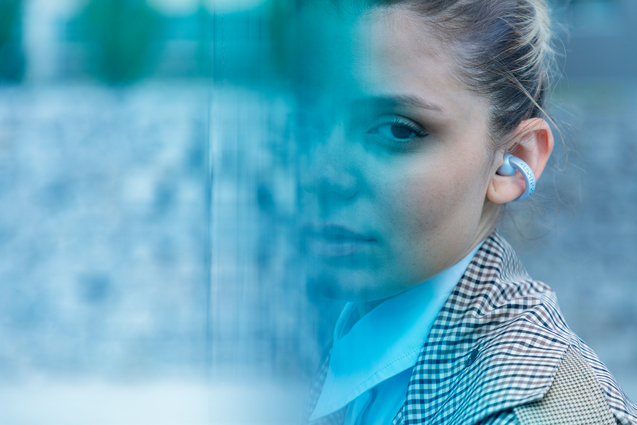 Swarovski x Motorola